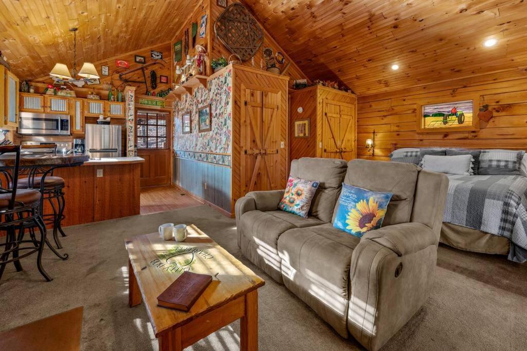 The Mountain Farmer Sevierville Extérieur photo